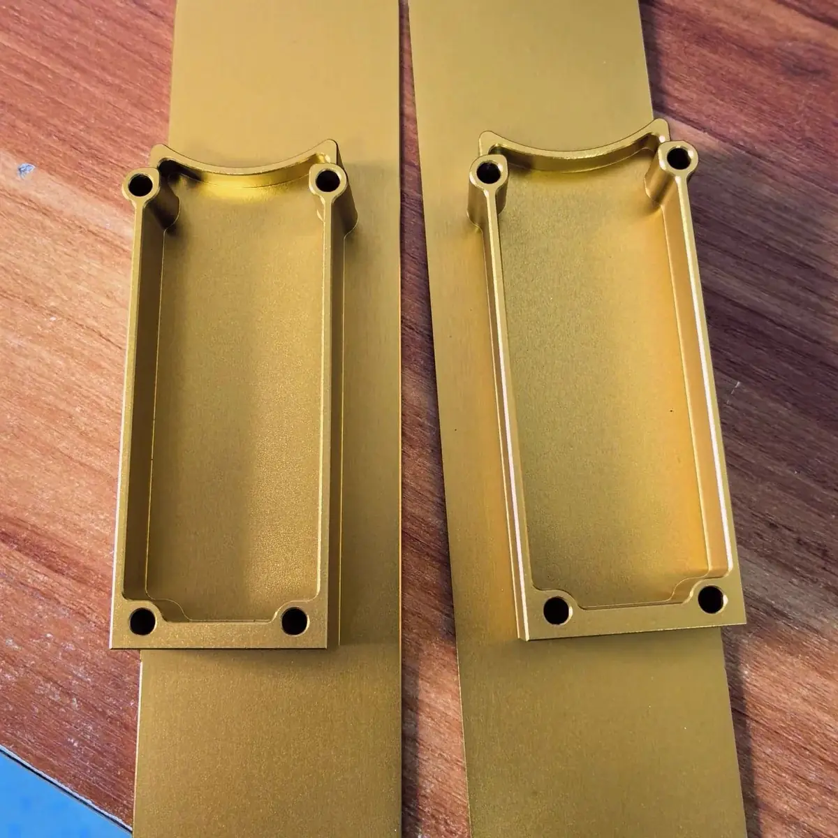 CNC machined aluminium panel anodized gold by EKINSUN  lightweight decorative application