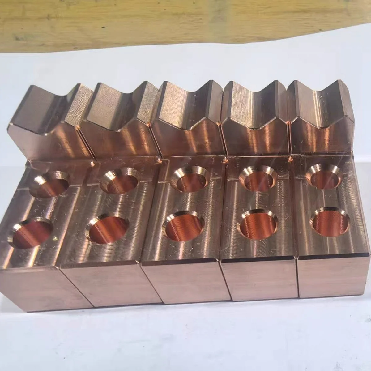 CNC machined billet aluminum engine block — EKINSUN