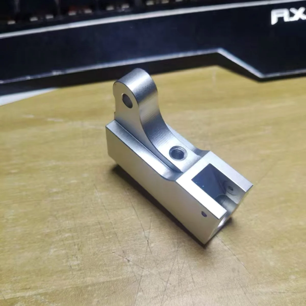 CNC milled structural aluminium bracket by EKINSUN Guangdong
