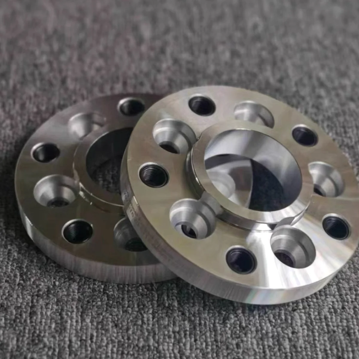 Wheel spacer pair precision CNC machined