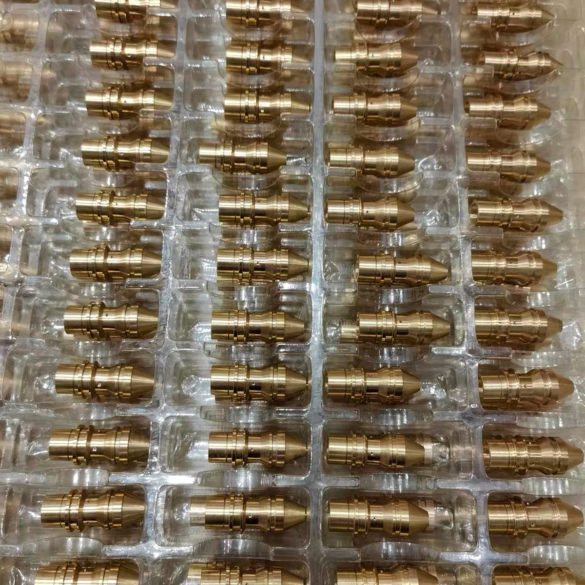 Brass fittings packed in individual blister cells for international shipping — EKINSUN